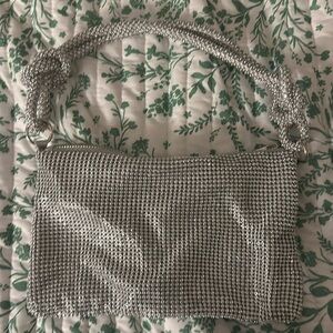 Sparkly knot going out bag